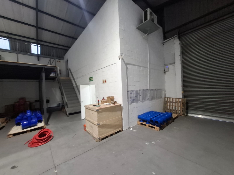 To Let Commercial Property for Rent in Brackenfell Central Western Cape